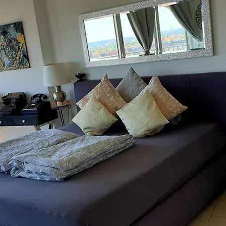 Suite-21 View Hotelturm * Augsburg