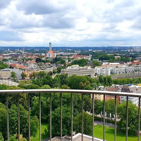 Suite-21 View Hotelturm * Augsburg