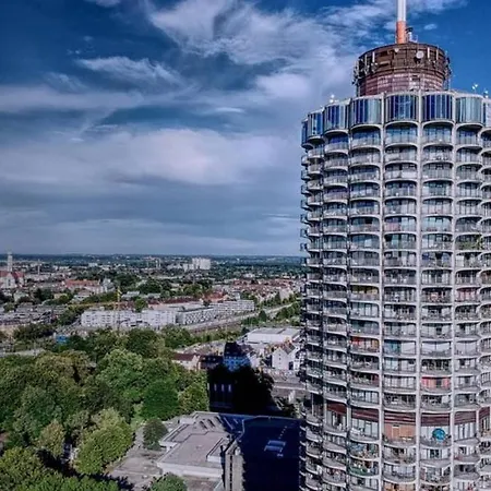 Apartment Suite-xxi View Hotelturm *