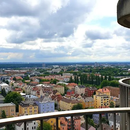 Apartment Suite-xxi View Hotelturm *